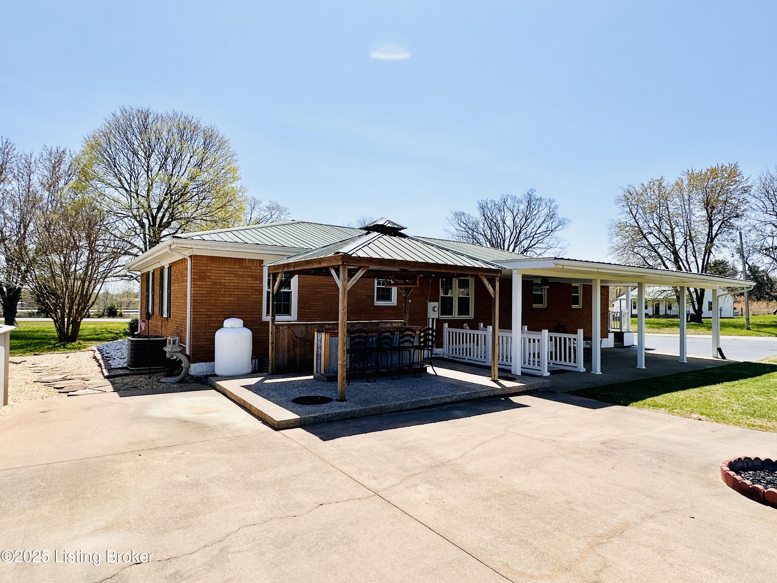 868 Frontage Road Leitchfield, KY 42754 - Photo 20 of 89 Exterior house-1