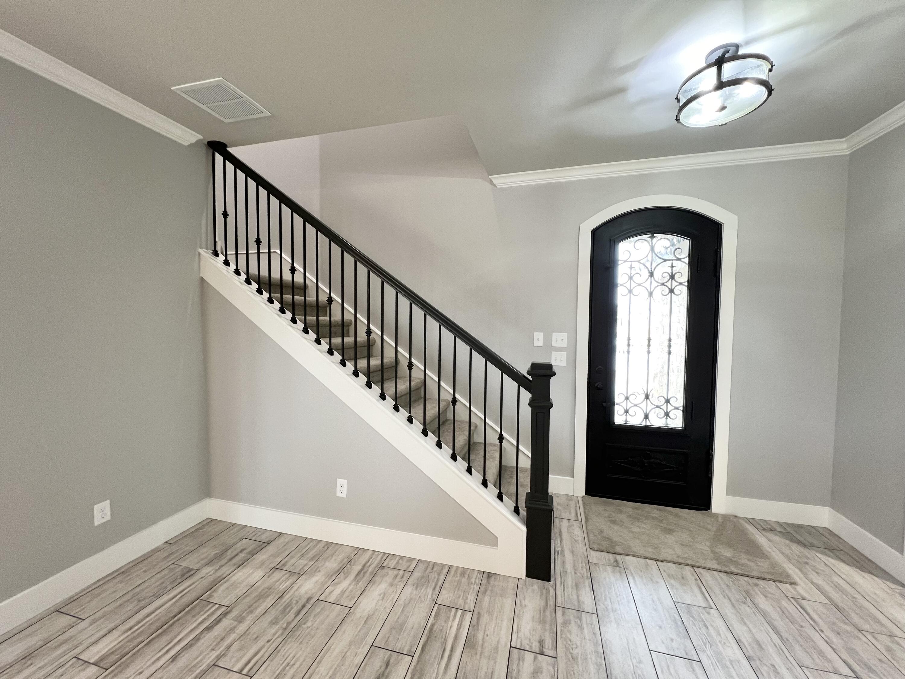 1974 Beaty Road San Angelo, TX 76904 - Photo 4 of 34 Stairs off the entry