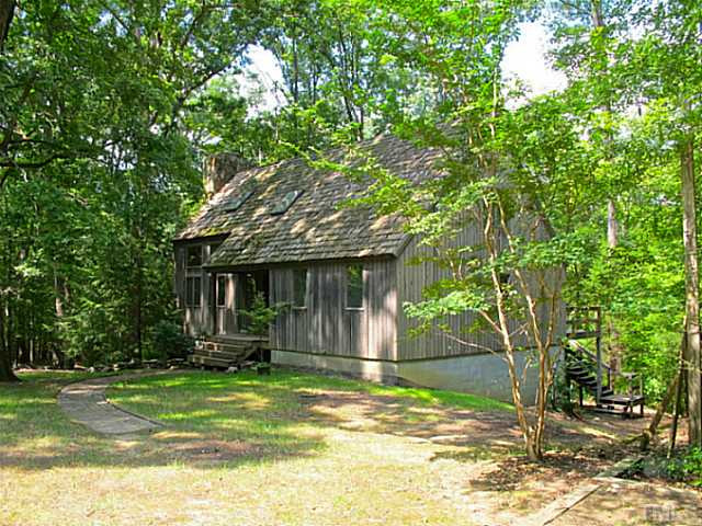 2436 Trinity Farms Road Raleigh, NC 27607 - Photo 18 of 19 Photo 18