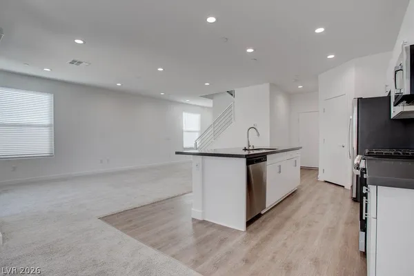 $2,295 | 70 Harrison Rose Court, Las Vegas, NV 89110