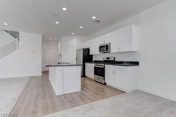 $2,295 | 70 Harrison Rose Court, Las Vegas, NV 89110