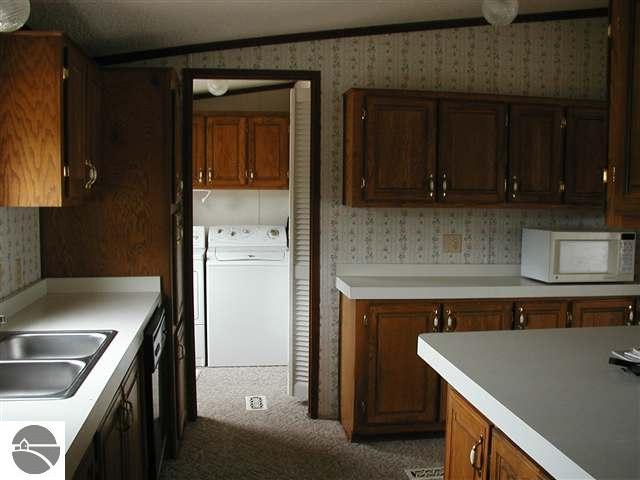 11724 Diamond Park Road Interlochen, MI 49643 - Photo 7 of 15 1713396-6.JPG