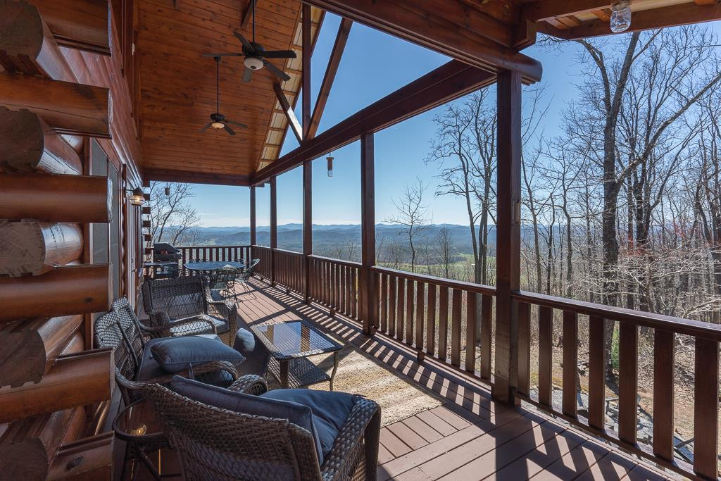310 Treehouse Trail Murphy, NC 28906 - Photo 1 of 63 Main View