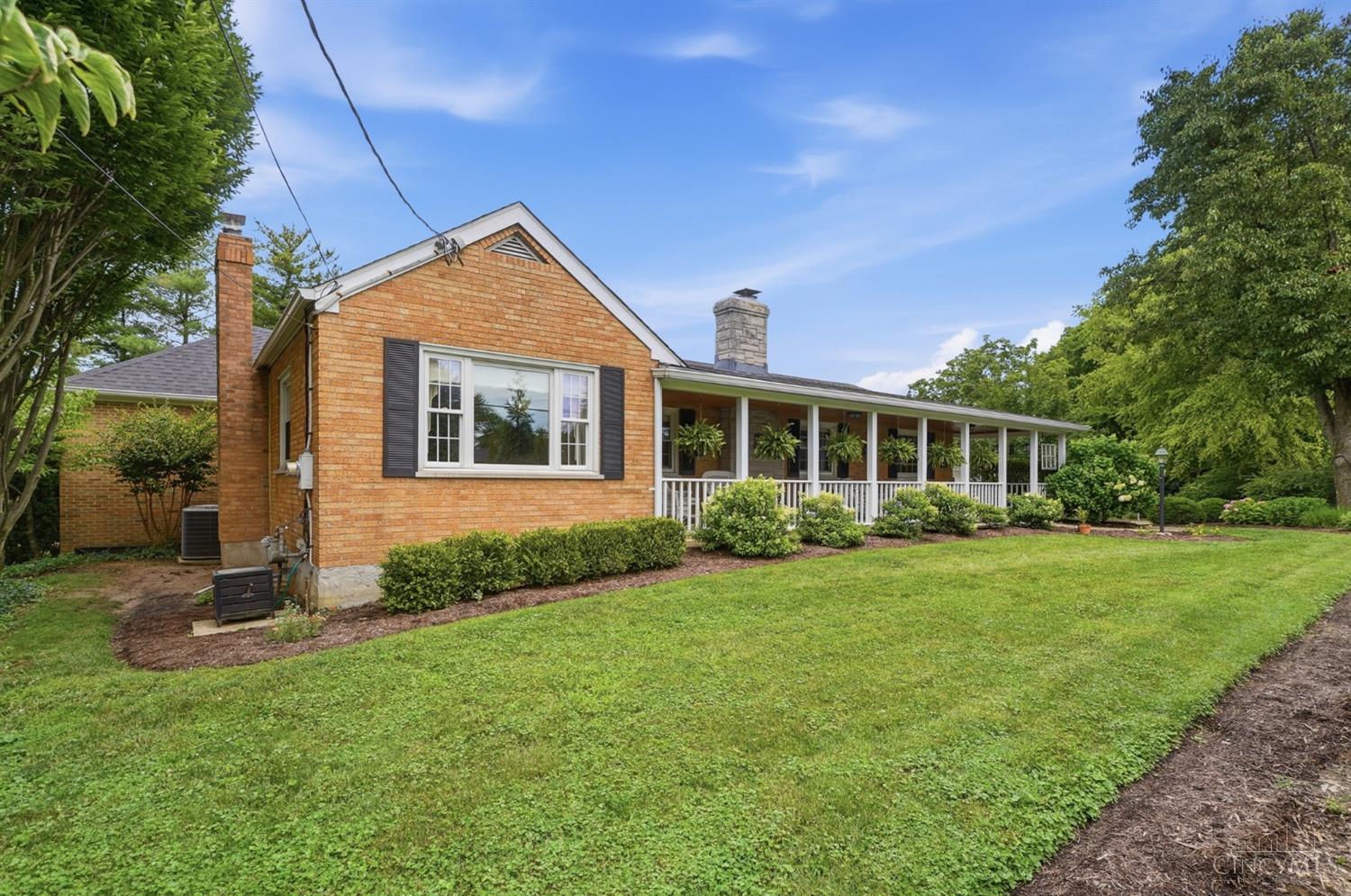 6596 Springdale Road Cincinnati, OH 45247 - Photo 2 of 81