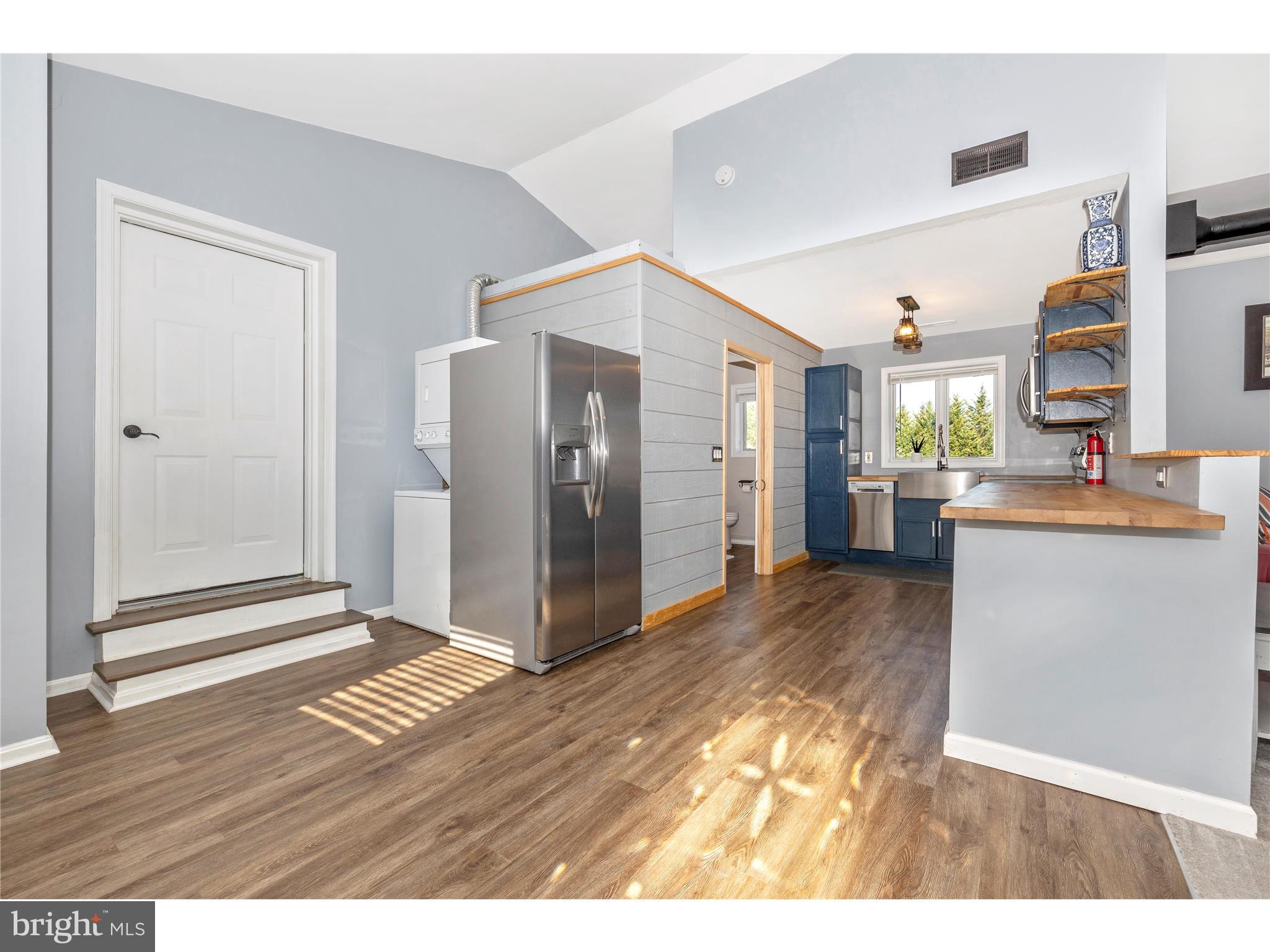 3338 Park Mills Road Frederick, MD 21704 - Photo 28 of 84 Kitchen & Dining