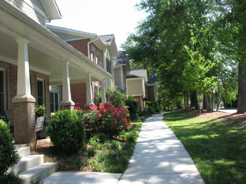 1510 Davis Oaks Way, Unit 5 Decatur, GA 30033 - Photo 1 of 1 Exterior Front.