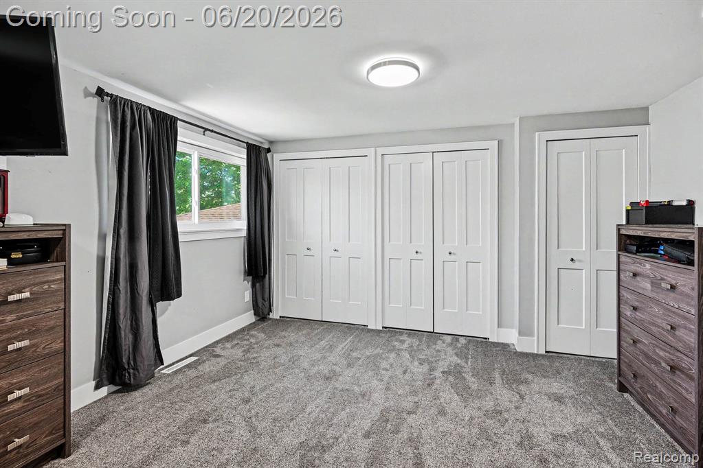 30831 Ridgefield Avenue Warren, MI 48088 - Photo 9 of 17