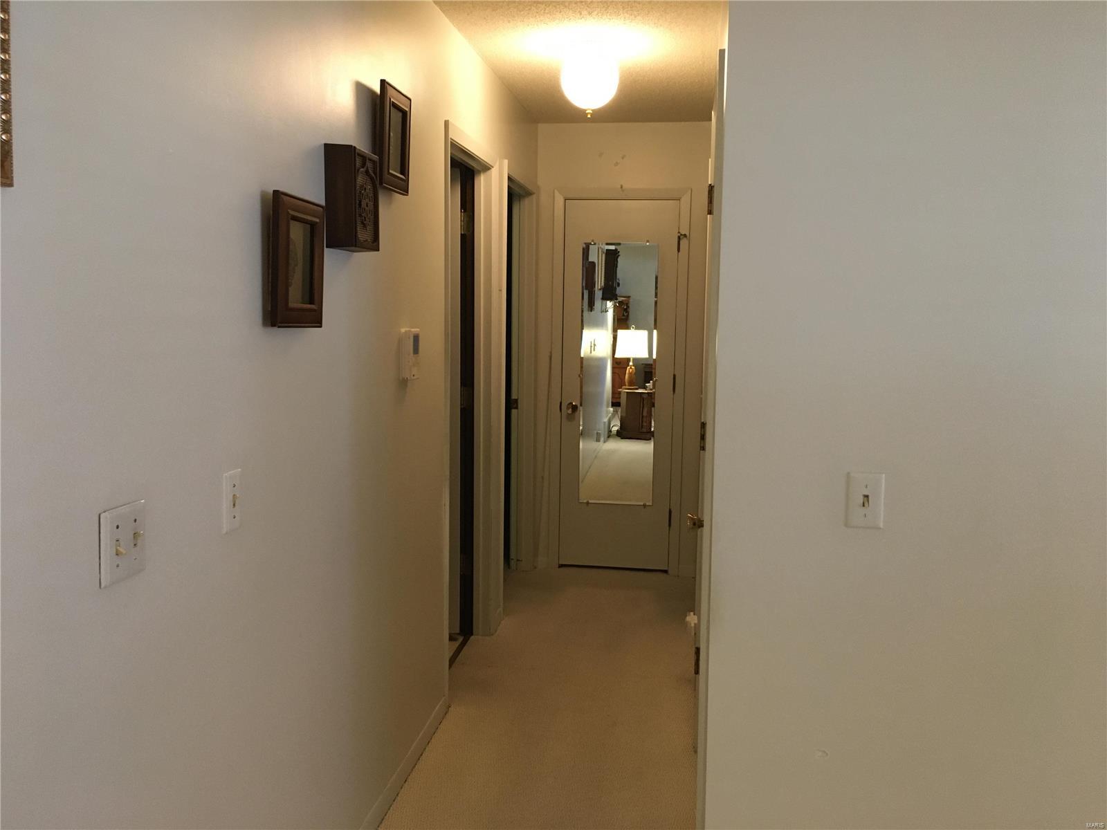 189 Willowood Road Litchfield, IL 62056 - Photo 12 of 23 Gallery Image 12