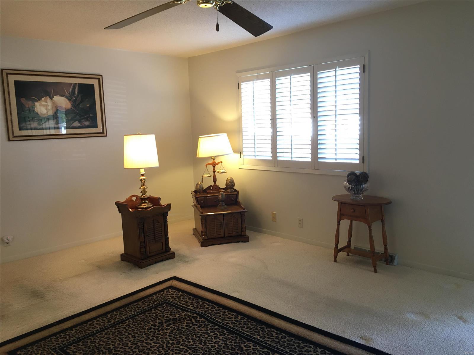 189 Willowood Road Litchfield, IL 62056 - Photo 8 of 23 Gallery Image 8
