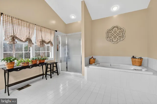 $899,999 | 5823 Sumerduck Road, Remington, VA 22734