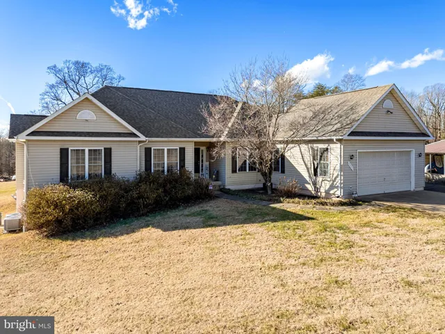 $899,999 | 5823 Sumerduck Road, Remington, VA 22734