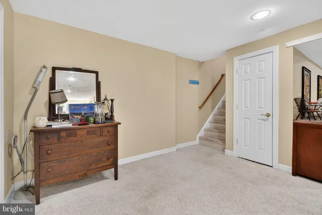 $899,999 | 5823 Sumerduck Road, Remington, VA 22734