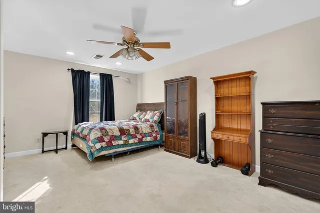 $899,999 | 5823 Sumerduck Road, Remington, VA 22734