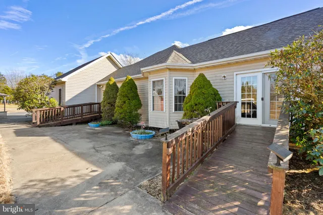 $899,999 | 5823 Sumerduck Road, Remington, VA 22734