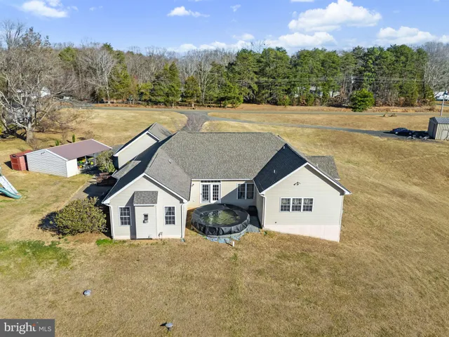 $899,999 | 5823 Sumerduck Road, Remington, VA 22734