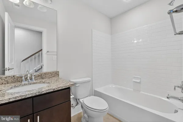 $950,000 | 402 Stabler Lane, Alexandria, VA 22304
