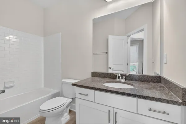 $950,000 | 402 Stabler Lane, Alexandria, VA 22304