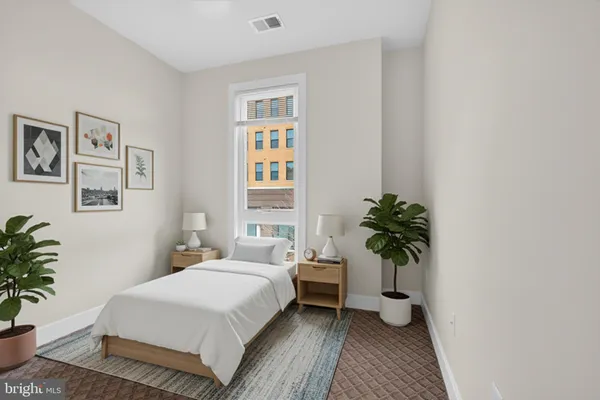 $950,000 | 402 Stabler Lane, Alexandria, VA 22304