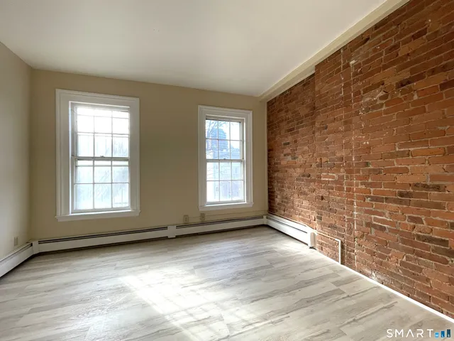 $1,850 | 32 Trumbull Street, Unit 3, New Haven, CT 06511