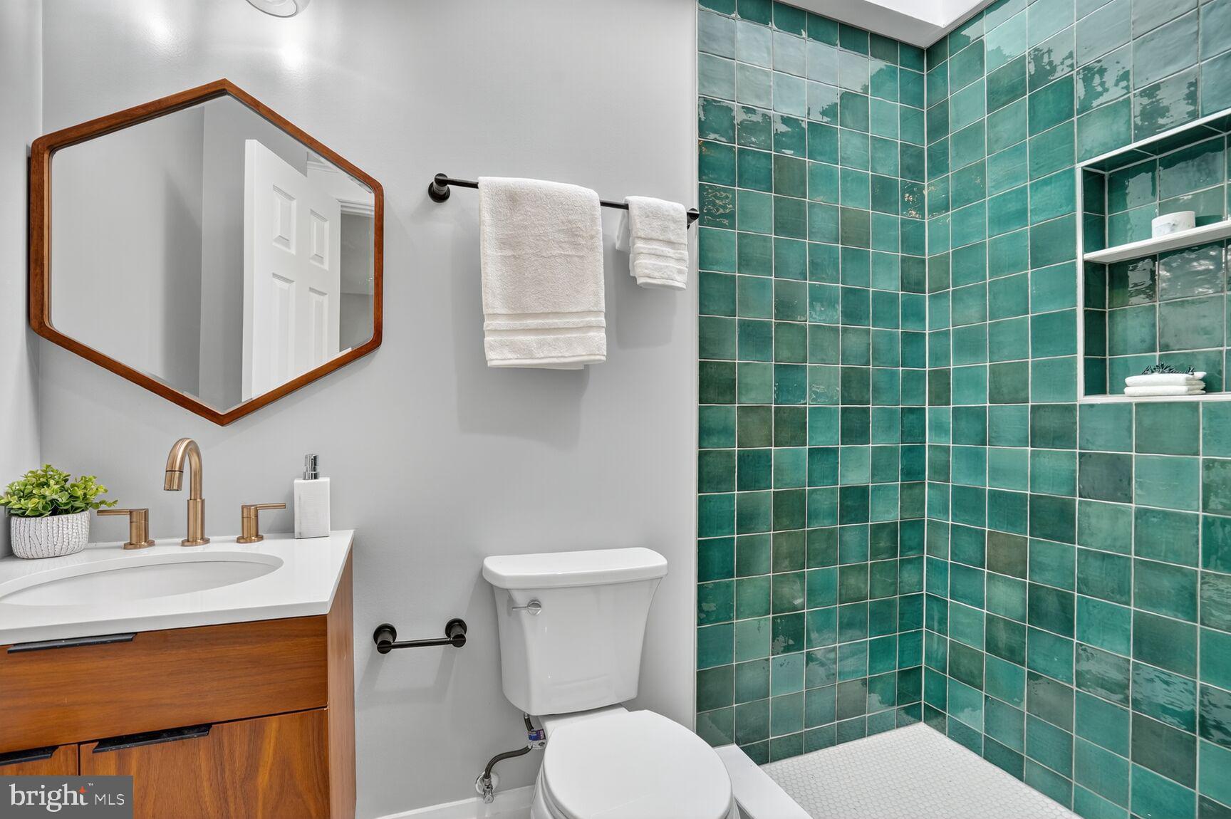 4122 Ferry Landing Road Alexandria, VA 22309 - Photo 9 of 50