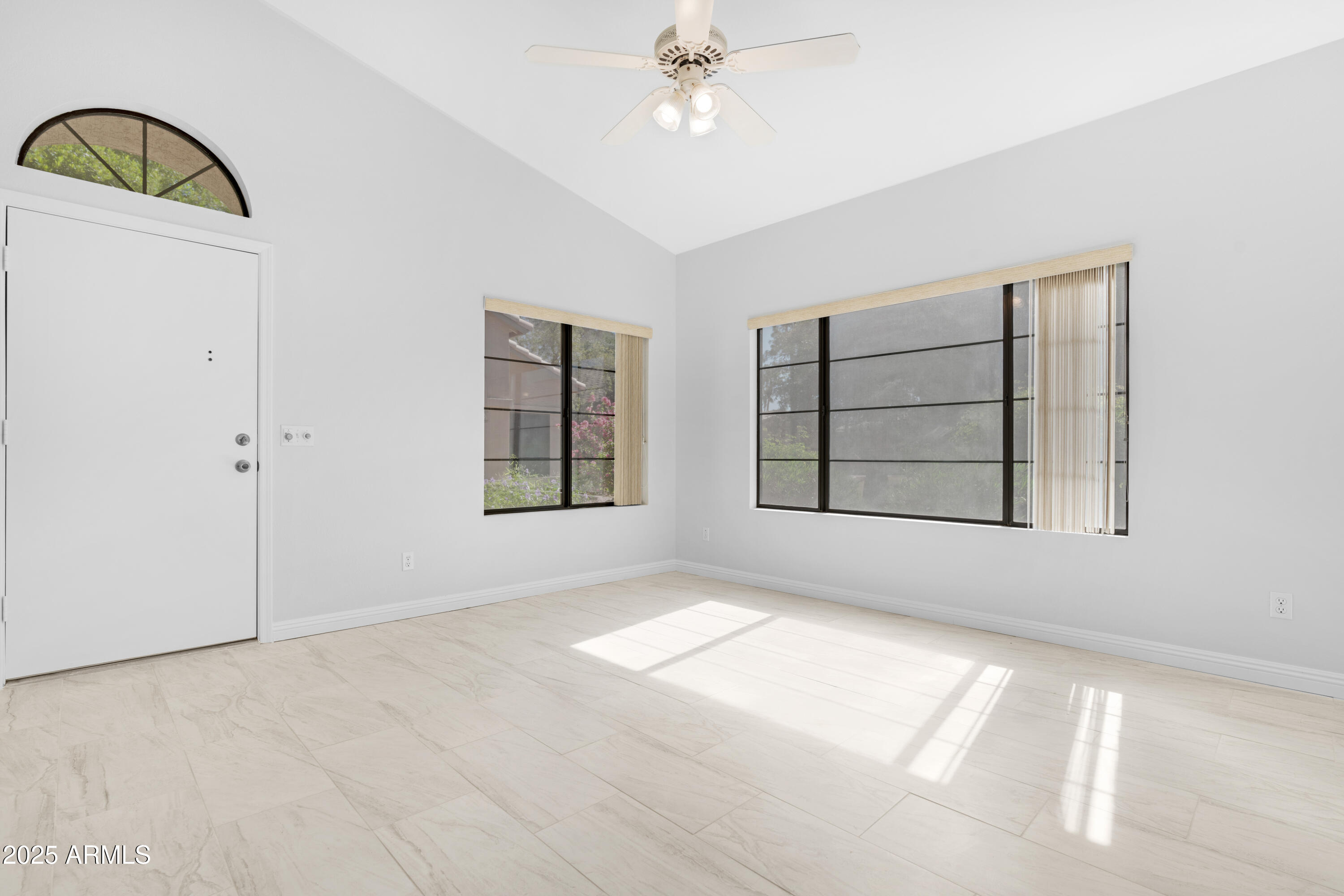 14300 West Bell Road, Unit 392 Surprise, AZ 85374 - Photo 12 of 61 Gallery Image 12