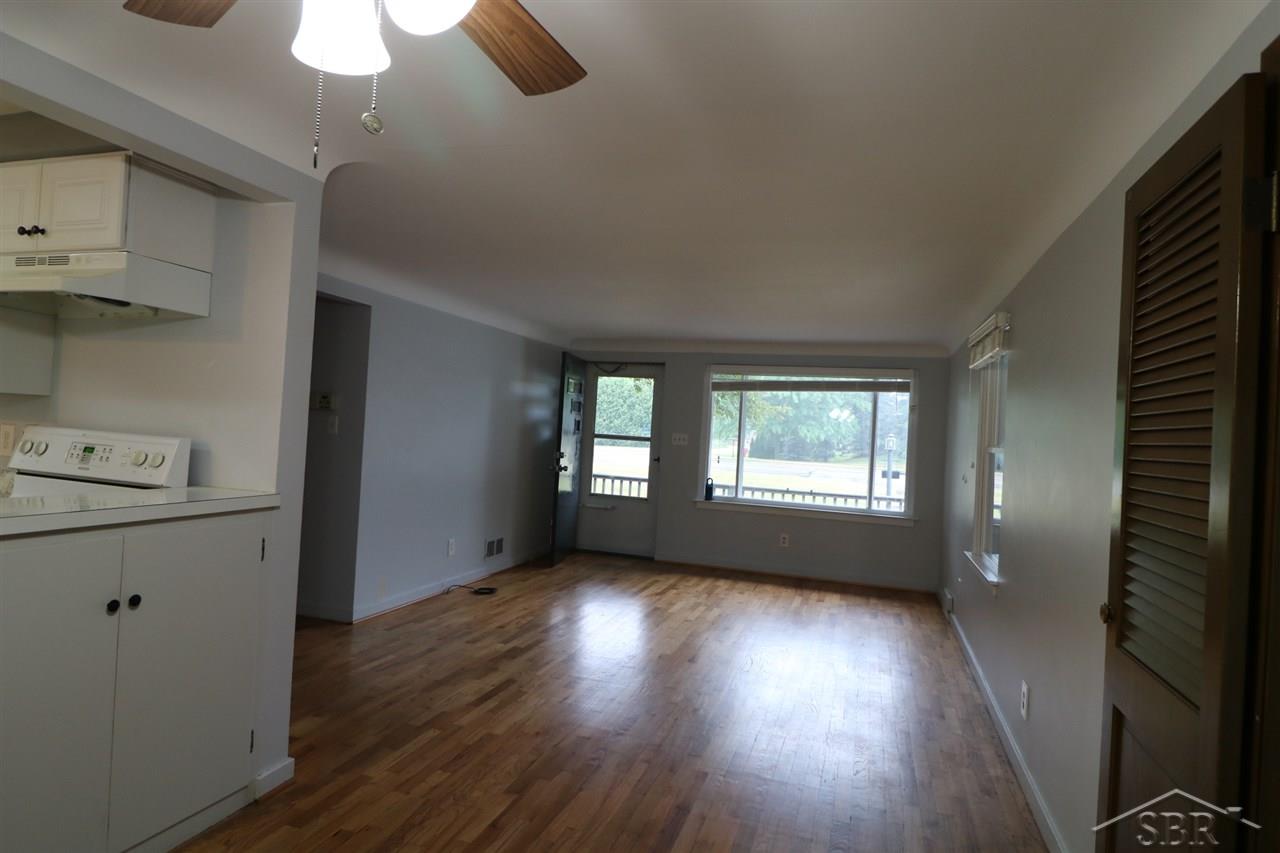 4609 Gratiot Road Saginaw, MI 48638 - Photo 3 of 13 50017035-2.JPG