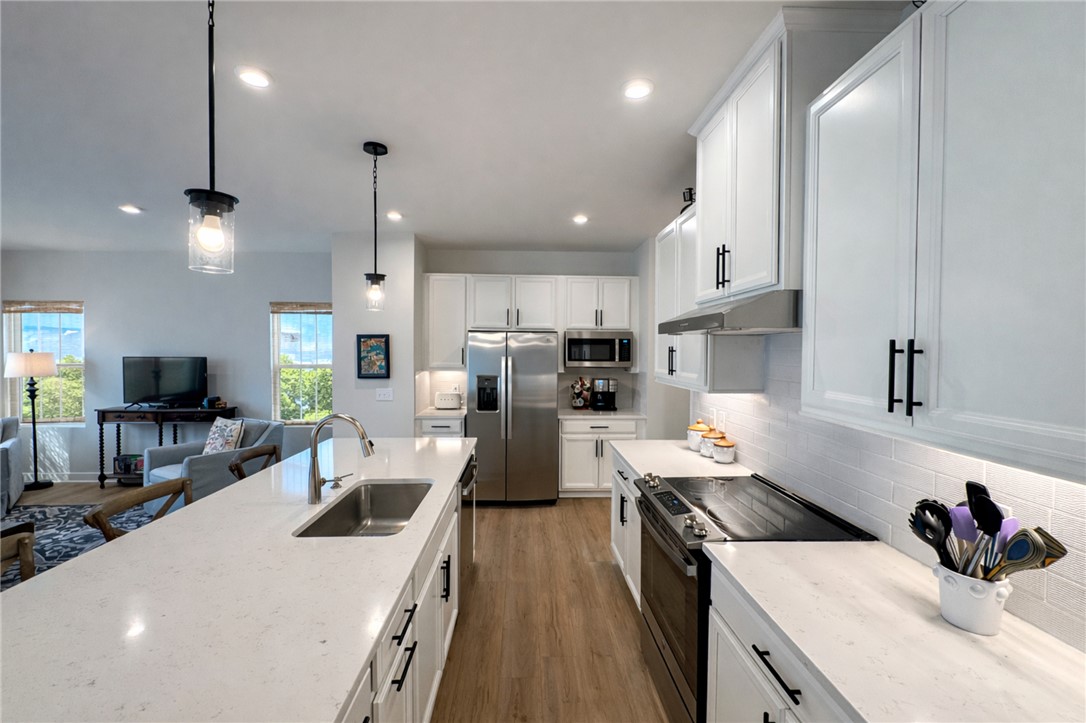 407 Camarillo Lane Anderson, SC 29621 - Photo 11 of 34 Kitchen