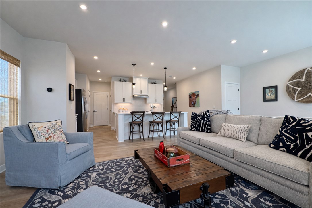 407 Camarillo Lane Anderson, SC 29621 - Photo 19 of 34 Kitchen / Living