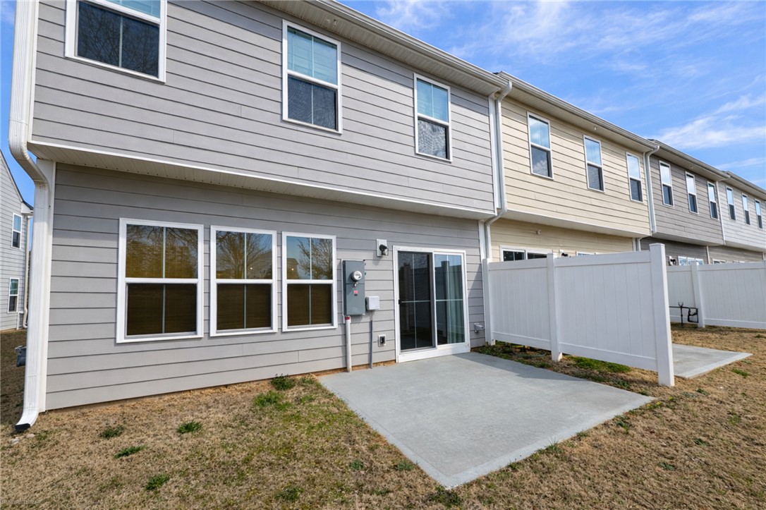 407 Camarillo Lane Anderson, SC 29621 - Photo 34 of 34 Rear View / Patio