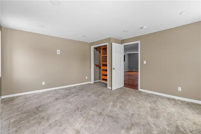 $2,000 | 238 Oriskany Boulevard, Unit 2, Whitestown, NY 13492