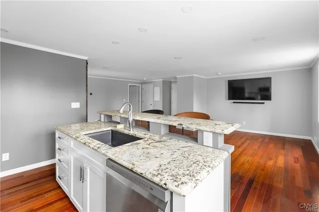 $2,000 | 238 Oriskany Boulevard, Unit 2, Whitestown, NY 13492