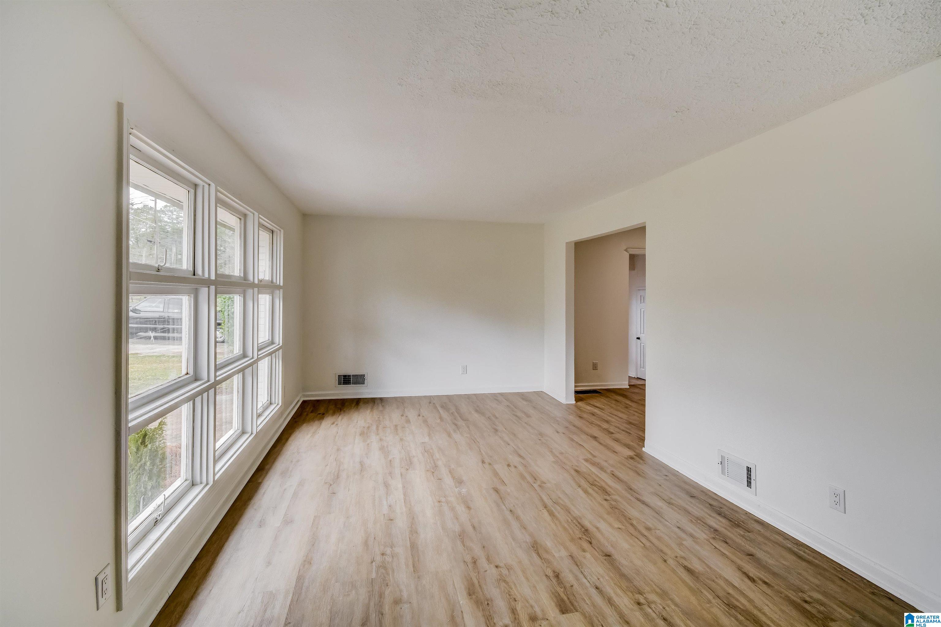 416 Orchid Road Birmingham, AL 35215 - Photo 2 of 15