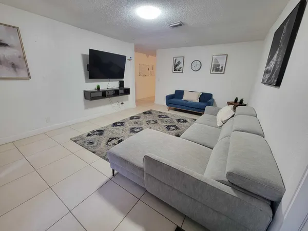 $2,750 | 2759 Northwest 58th Terrace, Lauderhill, FL 33313