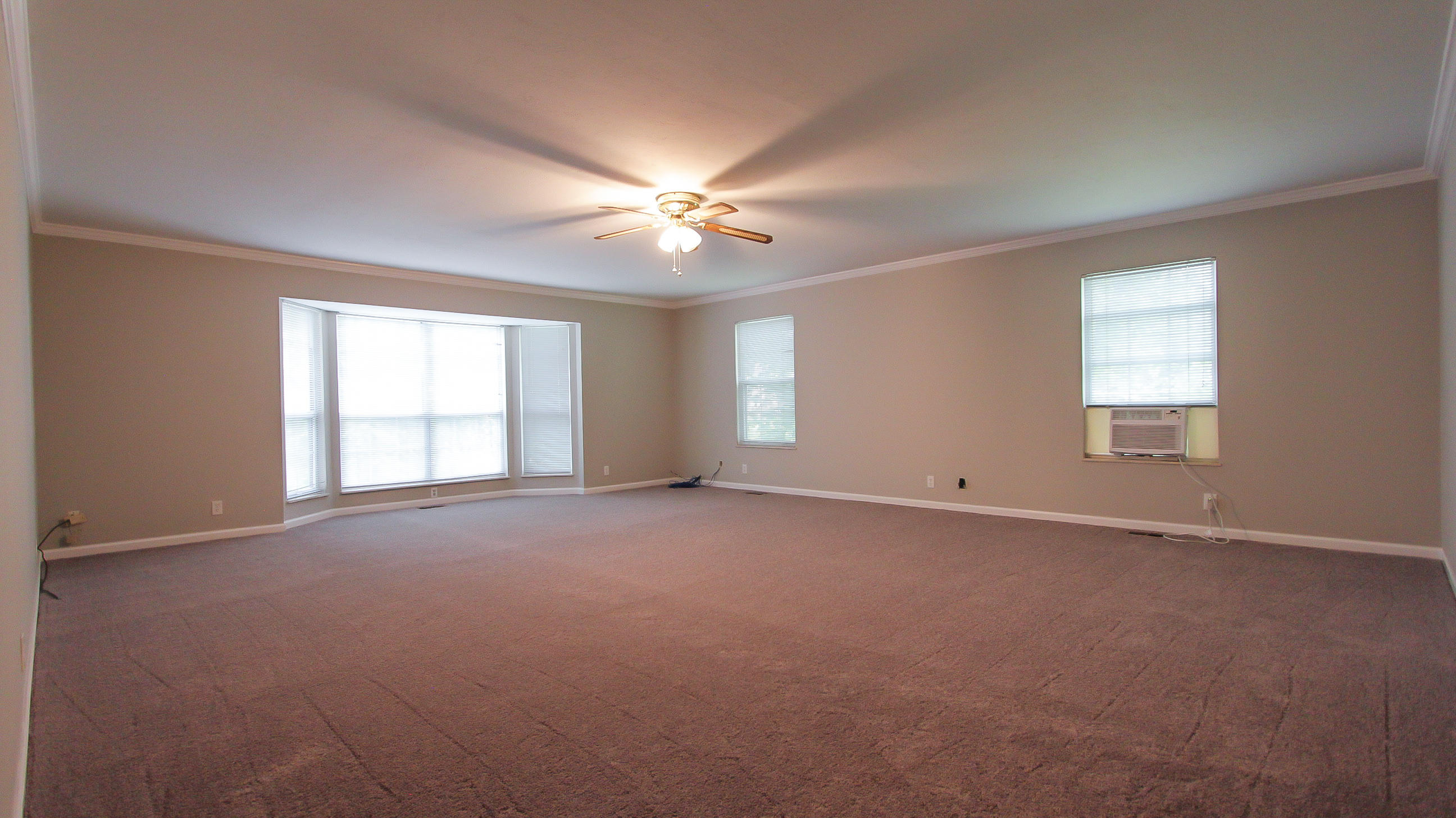 1633 Hart Road Knoxville, TN 37922 - Photo 15 of 40 HUGE Master Suite Upstairs