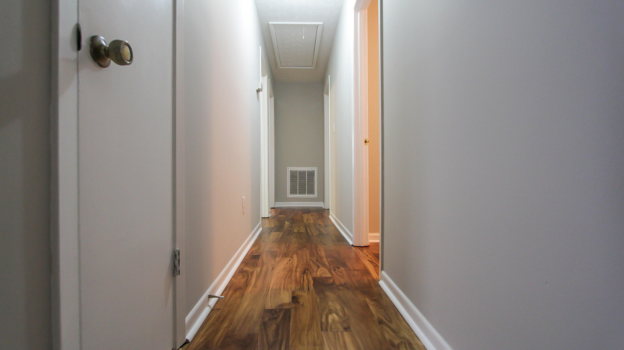 1633 Hart Road Knoxville, TN 37922 - Photo 24 of 40 New Wood Floors