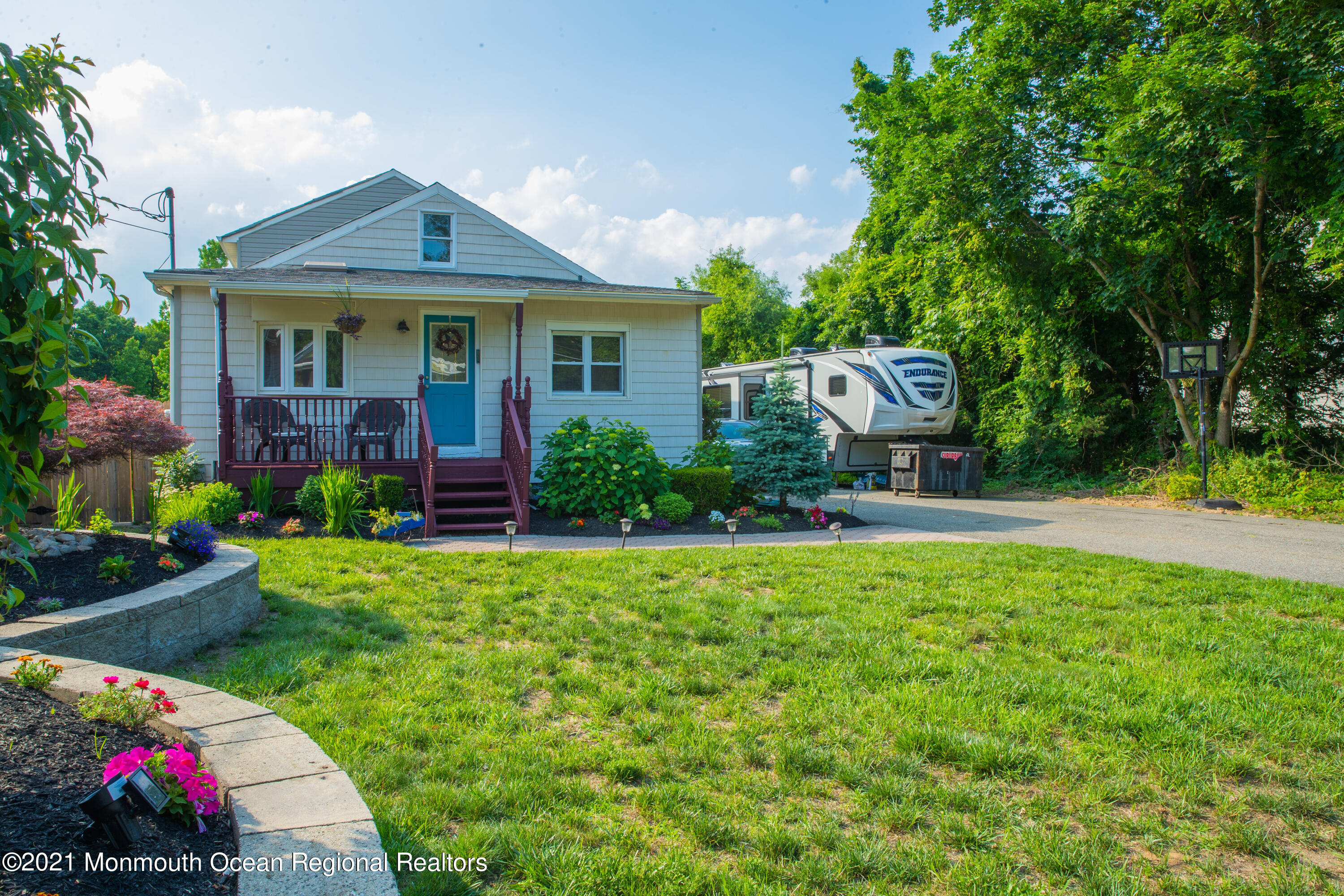 196 Texas Road Morganville, NJ 07751 - Photo 1 of 11 196 Texas Road Morganville (5 of 64)