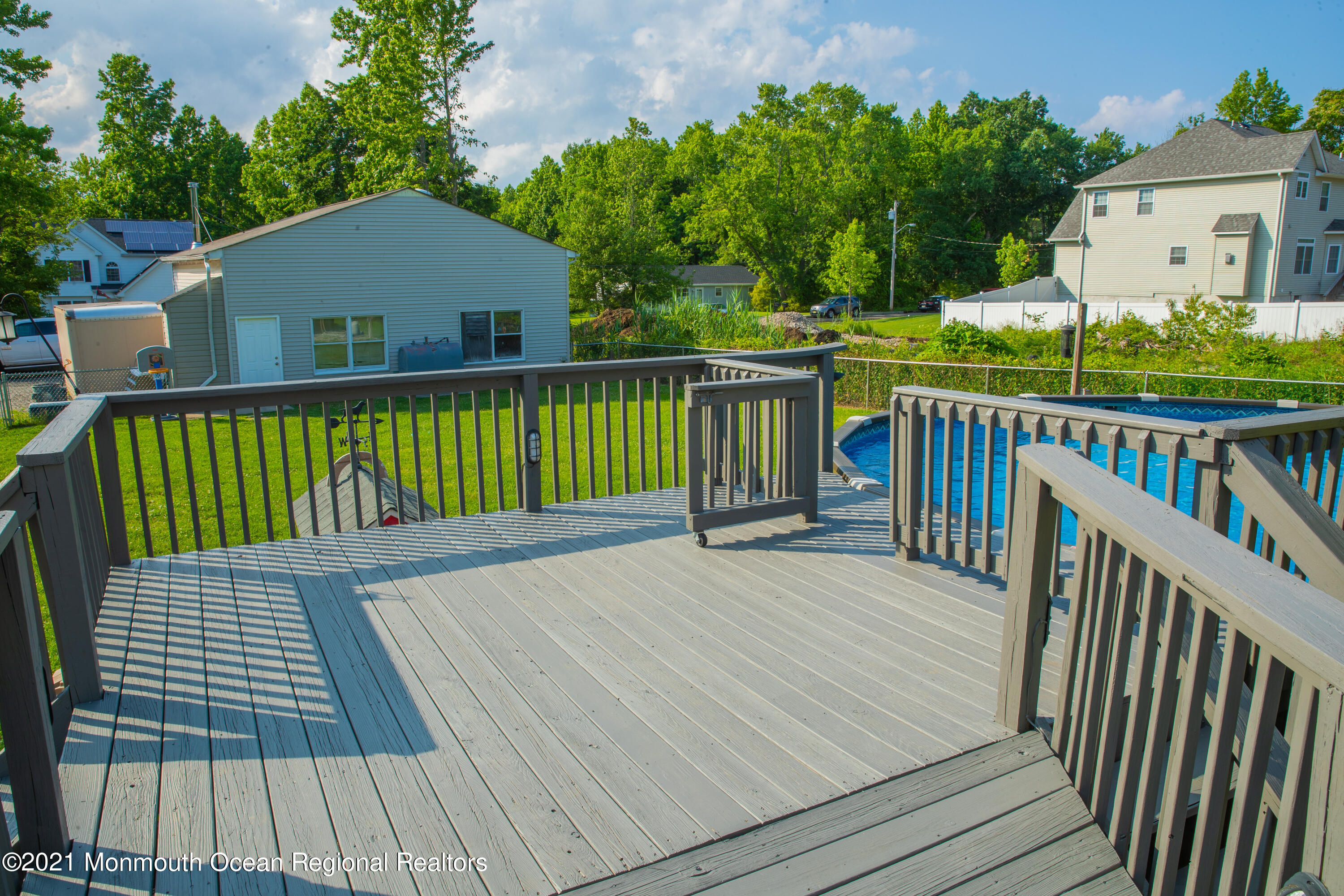 196 Texas Road Morganville, NJ 07751 - Photo 2 of 11 196 Texas Road Morganville (14 of 64)
