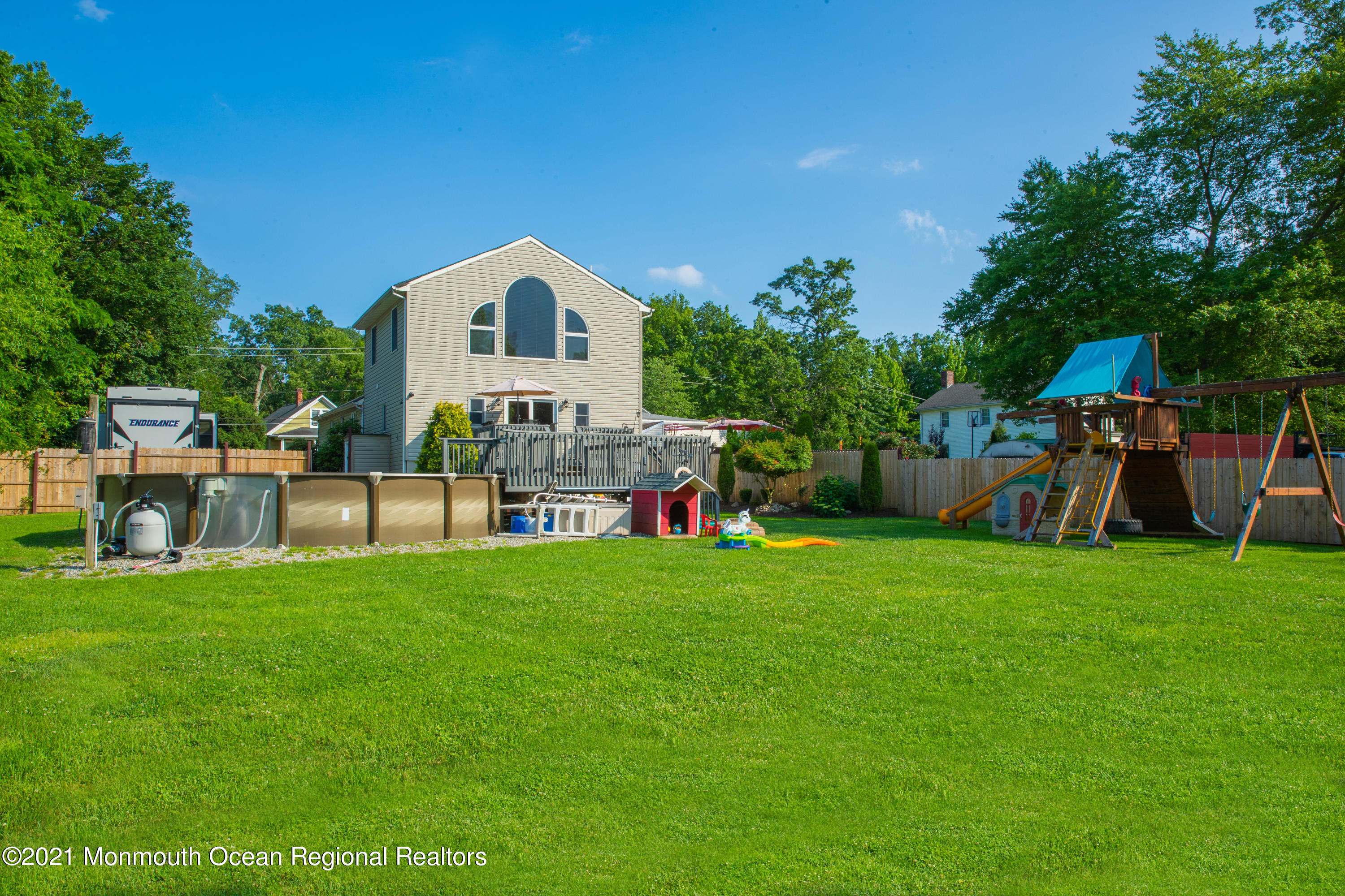 196 Texas Road Morganville, NJ 07751 - Photo 6 of 11 196 Texas Road Morganville (9 of 64)