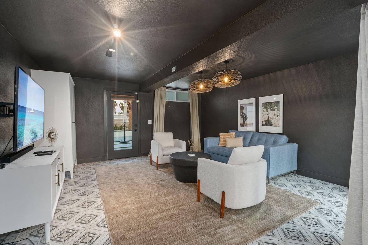 3045 East Verona Road Palm Springs, CA 92262 - Photo 12 of 40 562_11147923_161582-EI-118