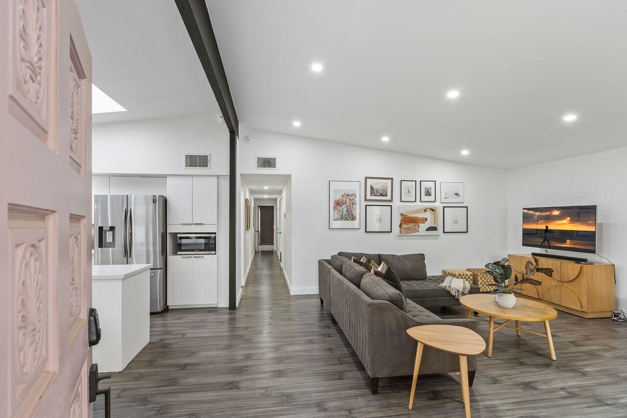 3045 East Verona Road Palm Springs, CA 92262 - Photo 4 of 40 550_11147911_161582-EI-106