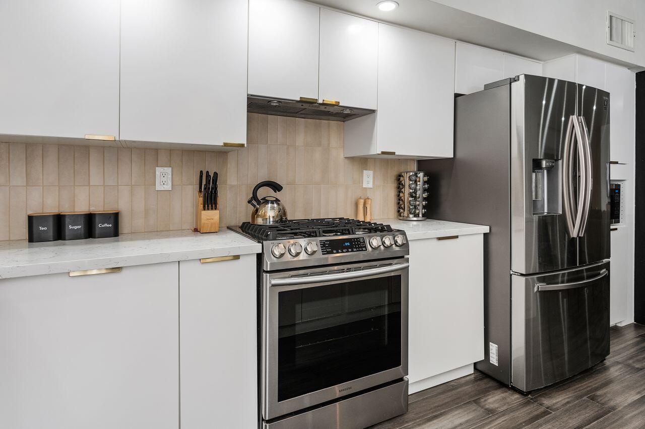 3045 East Verona Road Palm Springs, CA 92262 - Photo 10 of 40 554_11147915_161582-EI-110