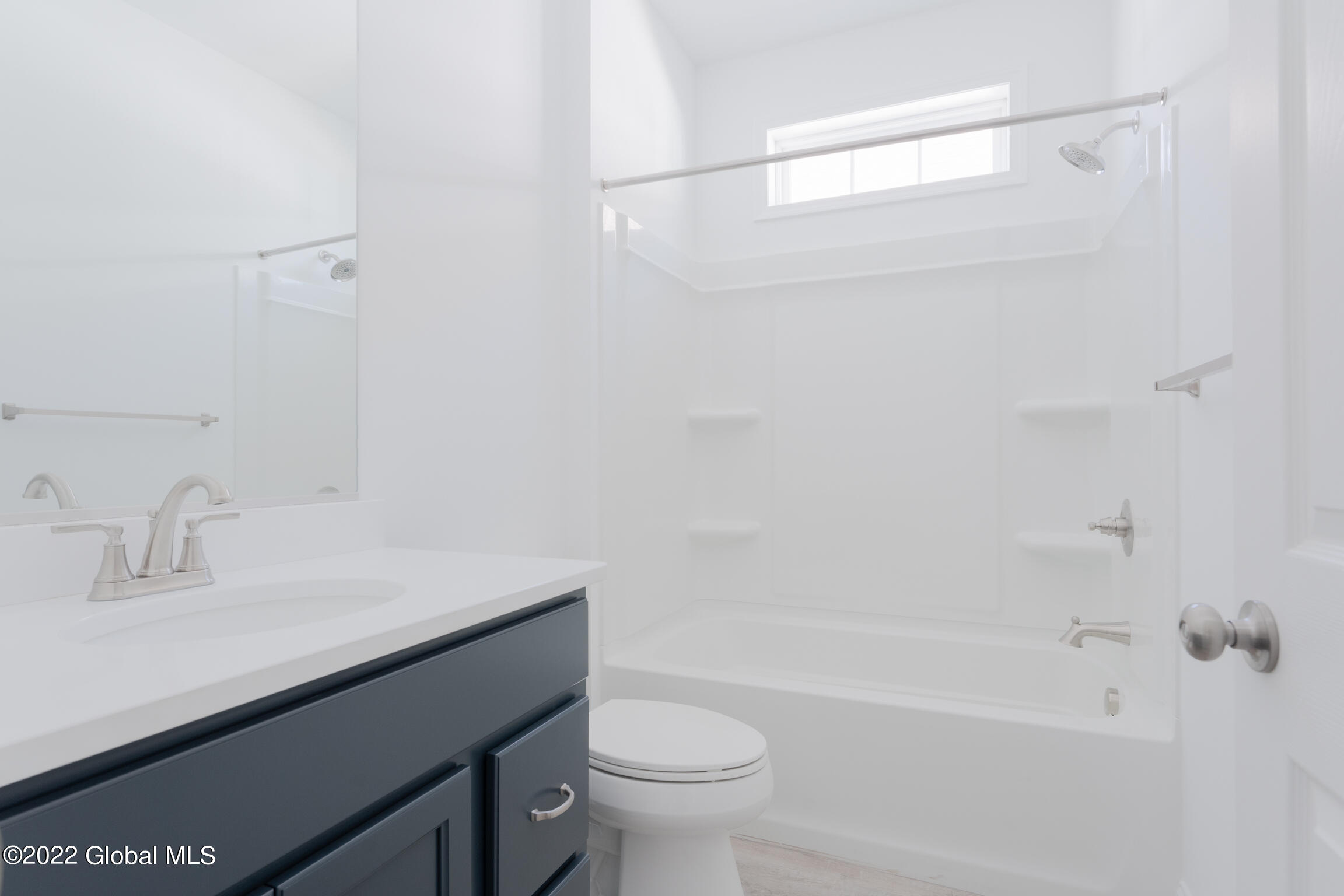 13 Bradley Circle Halfmoon, NY 12065 - Photo 11 of 26 13 Bradley Cir Halfmoon NY mls-5