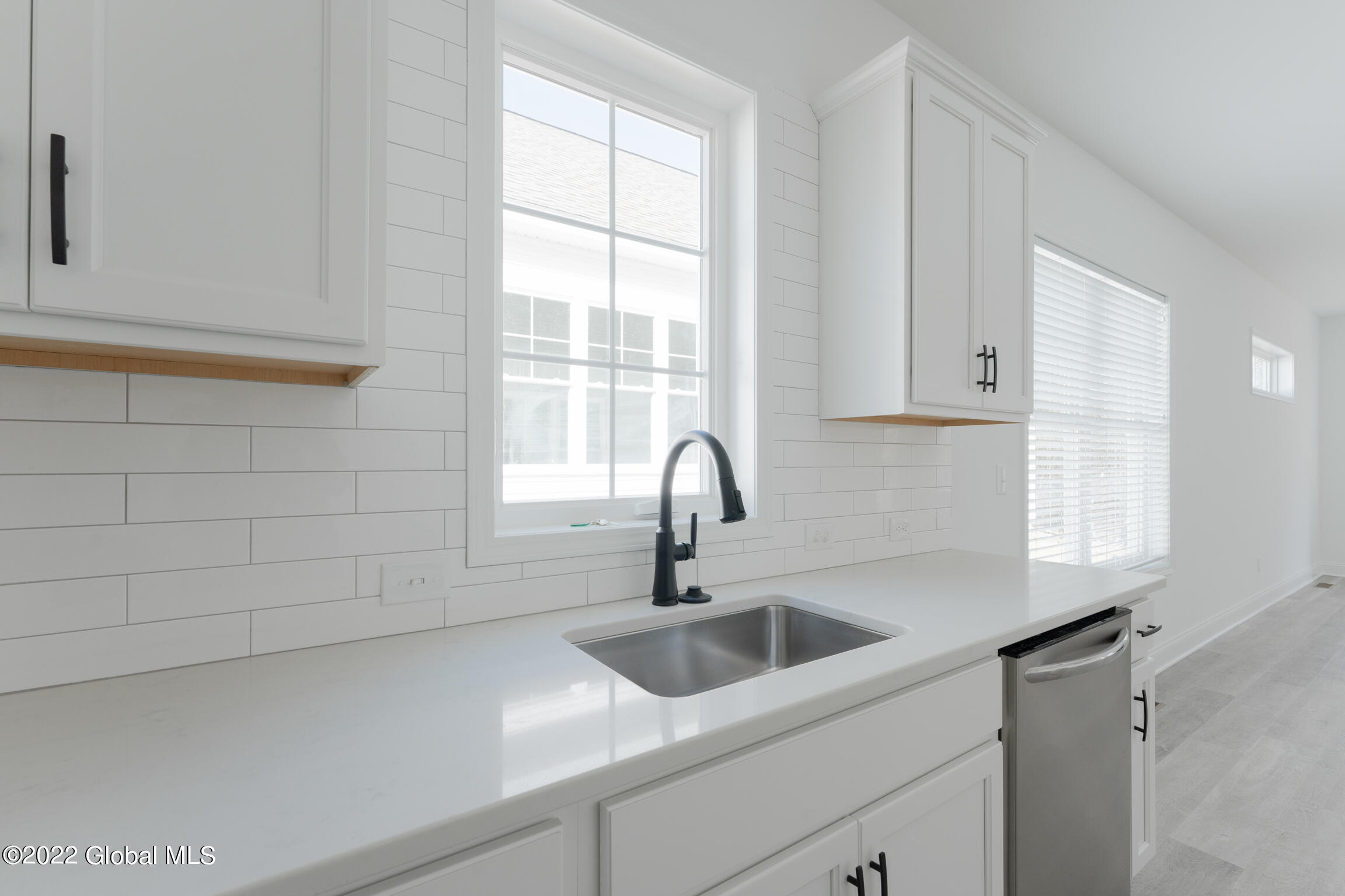 13 Bradley Circle Halfmoon, NY 12065 - Photo 14 of 26 13 Bradley Cir Halfmoon NY mls-8