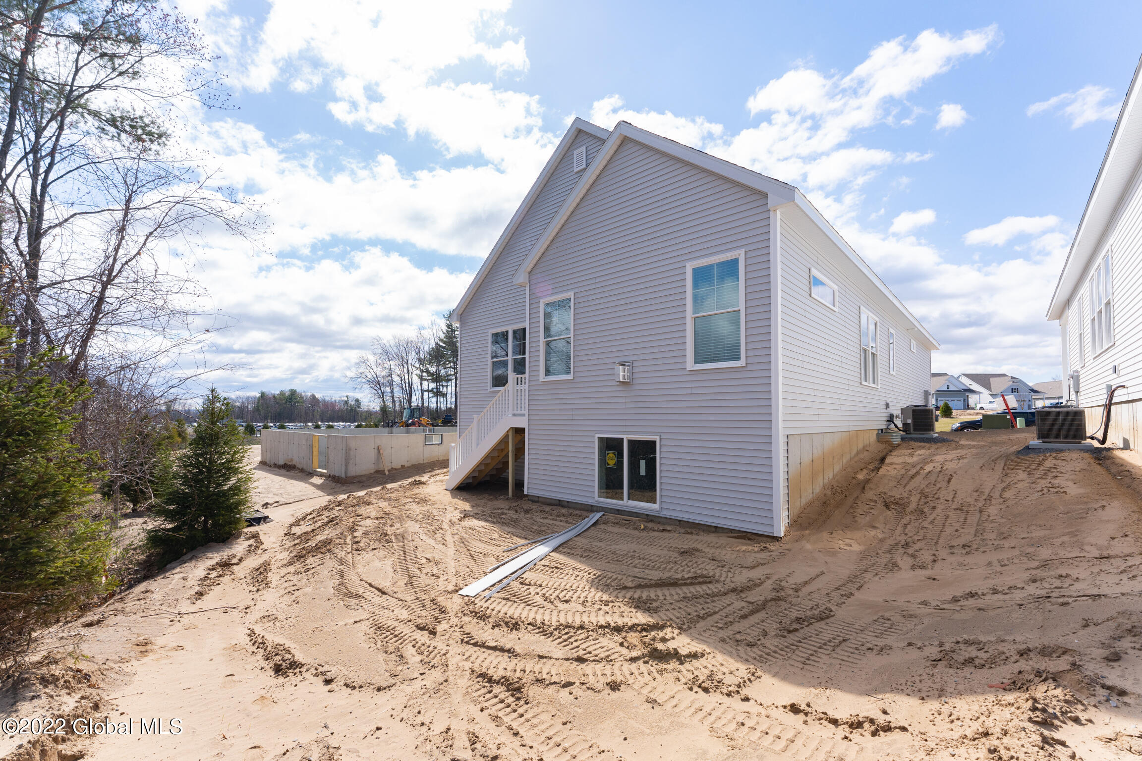 13 Bradley Circle Halfmoon, NY 12065 - Photo 4 of 26 13 Bradley Cir Halfmoon NY mls-30