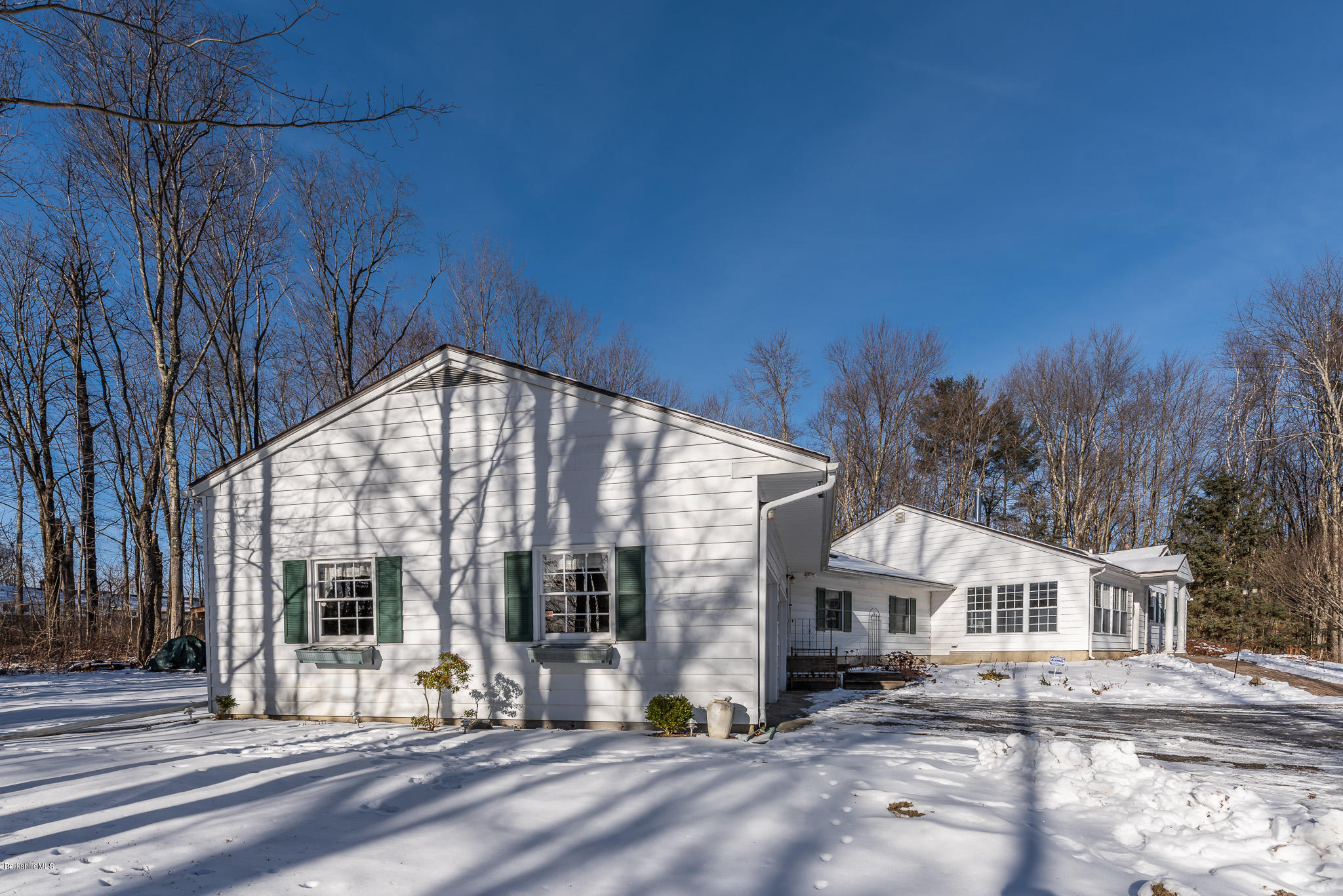 318 State Road Richmond, MA 01201 - Photo 2 of 32 318 State Rd Richmond MA 01254-