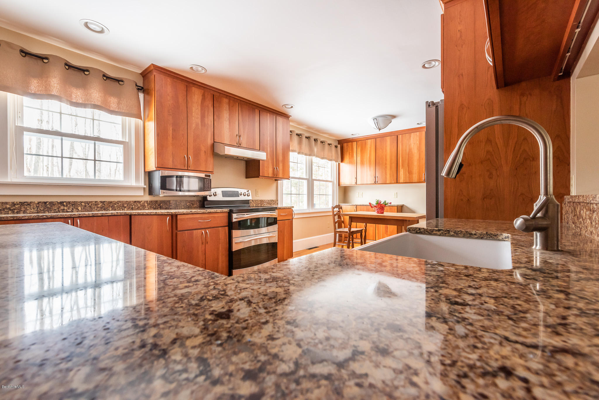 318 State Road Richmond, MA 01201 - Photo 15 of 32 318 State Rd Richmond MA 01254-