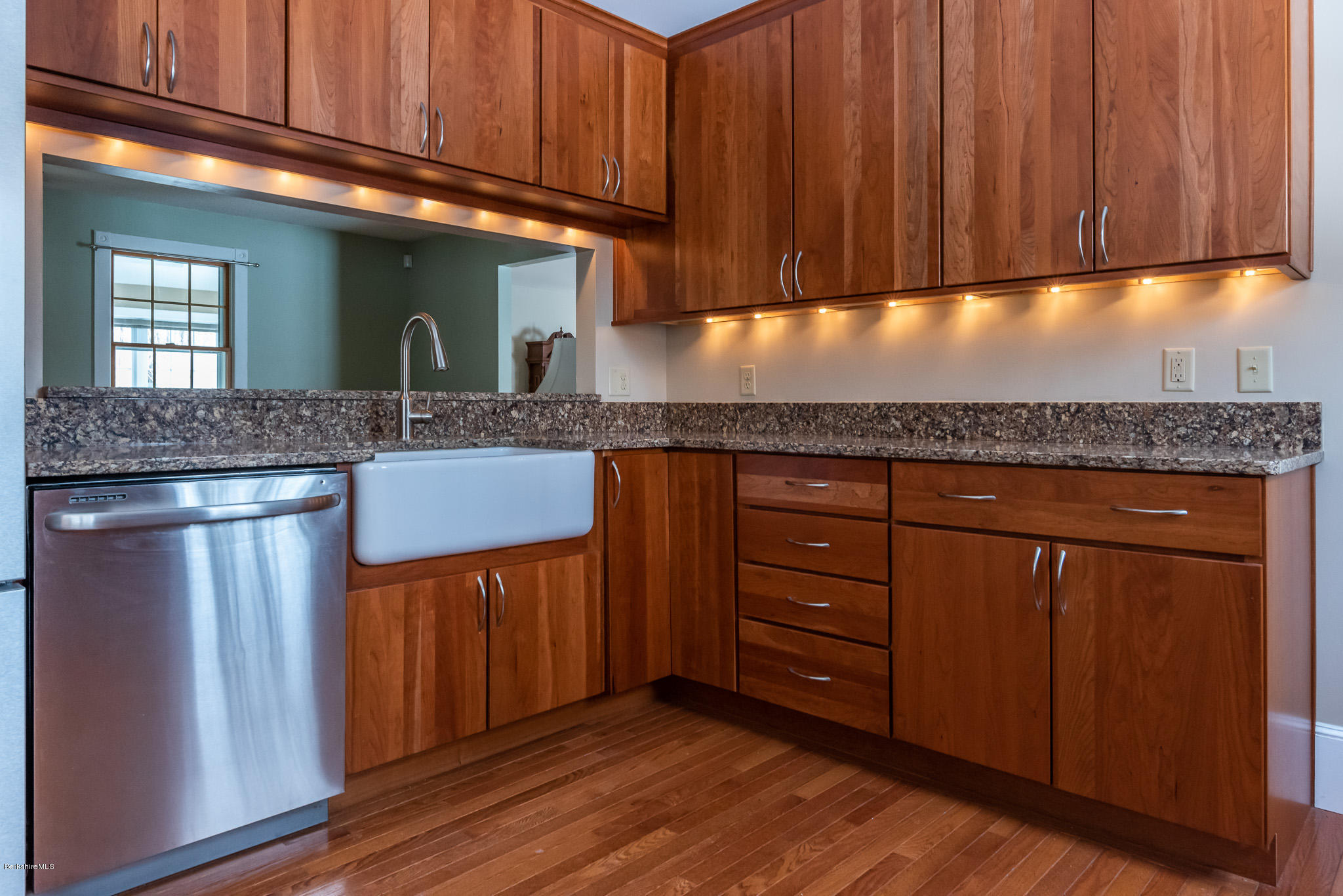 318 State Road Richmond, MA 01201 - Photo 17 of 32 318 State Rd Richmond MA 01254-