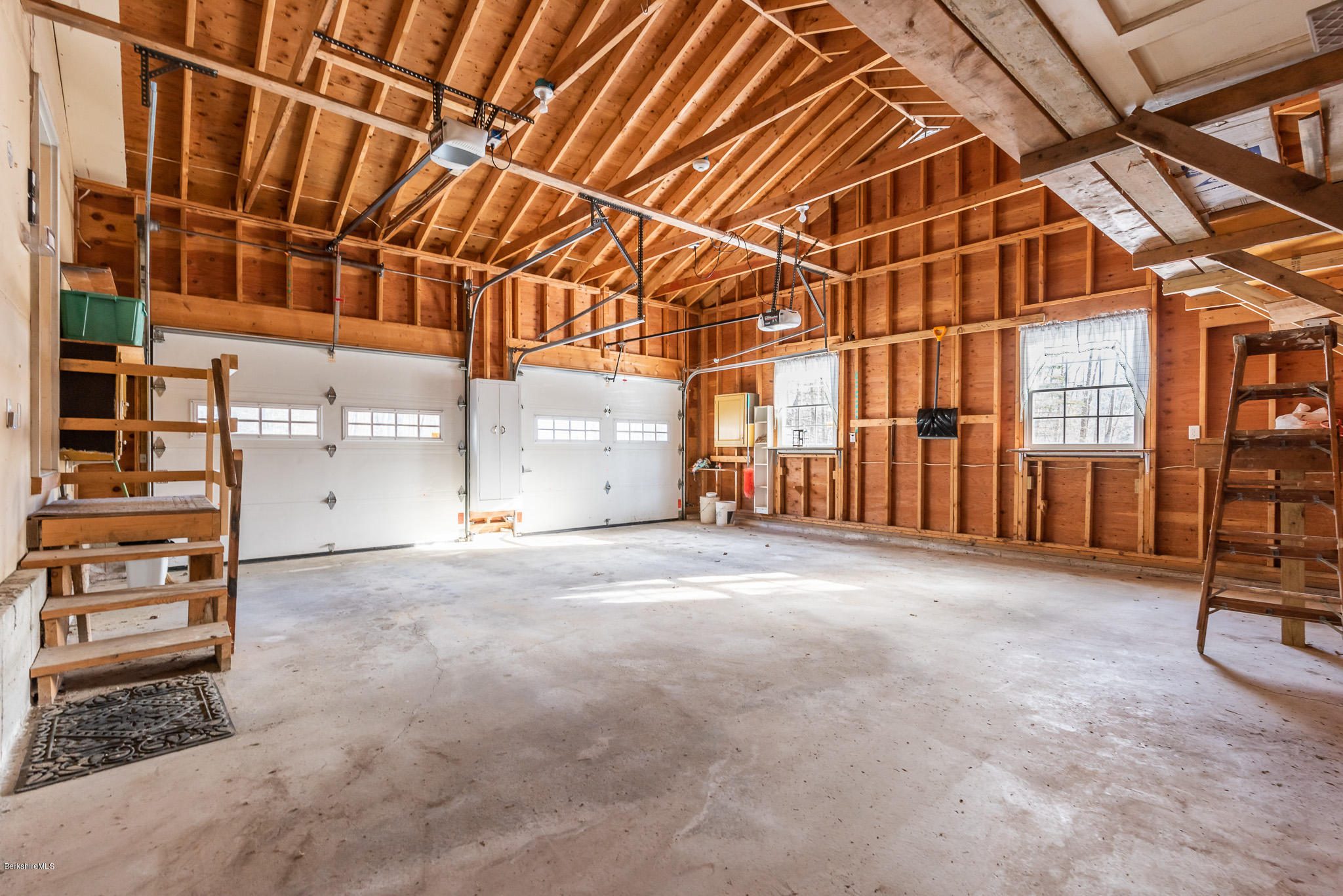 318 State Road Richmond, MA 01201 - Photo 28 of 32 318 State Rd Richmond MA 01254-