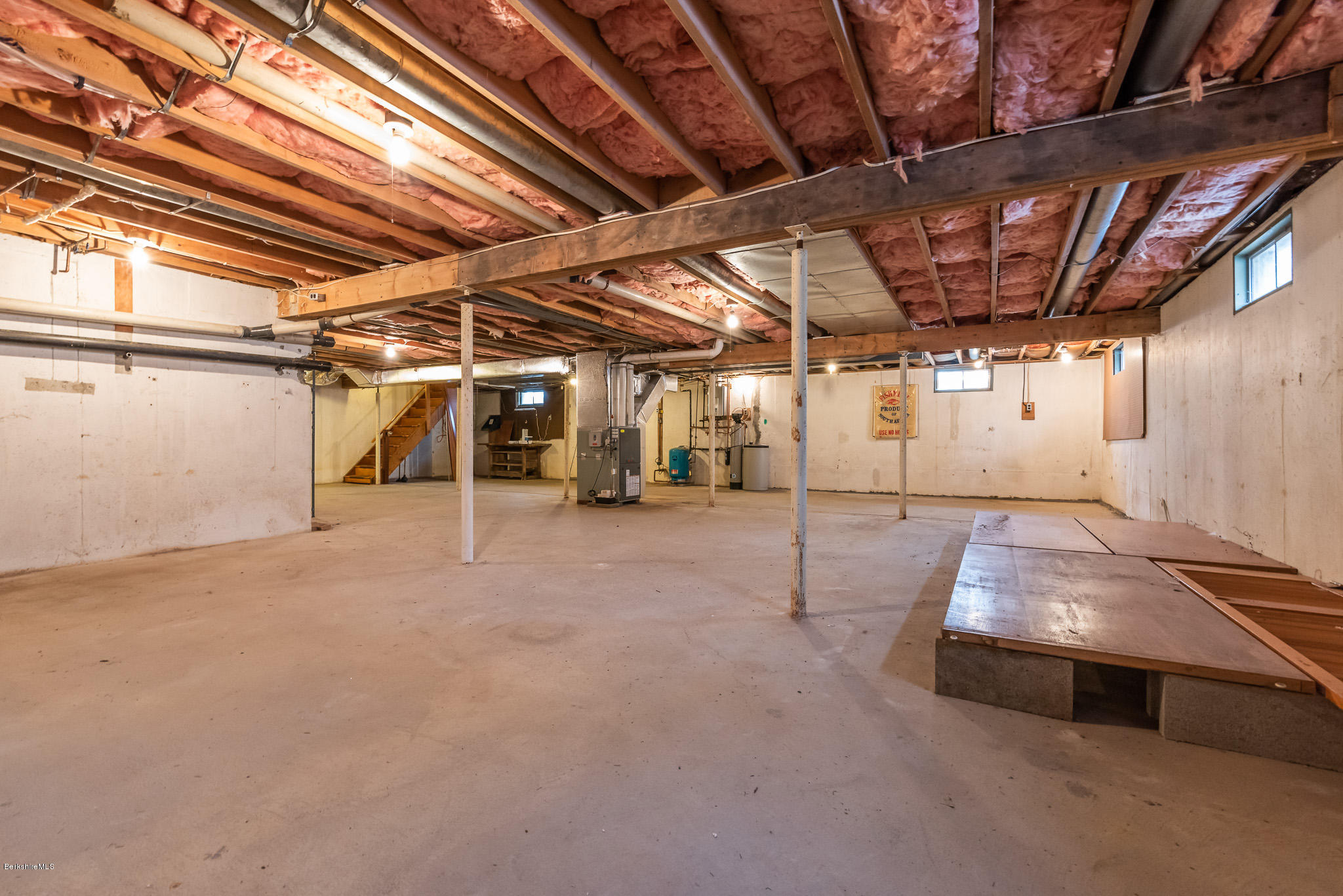 318 State Road Richmond, MA 01201 - Photo 29 of 32 318 State Rd Richmond MA 01254-