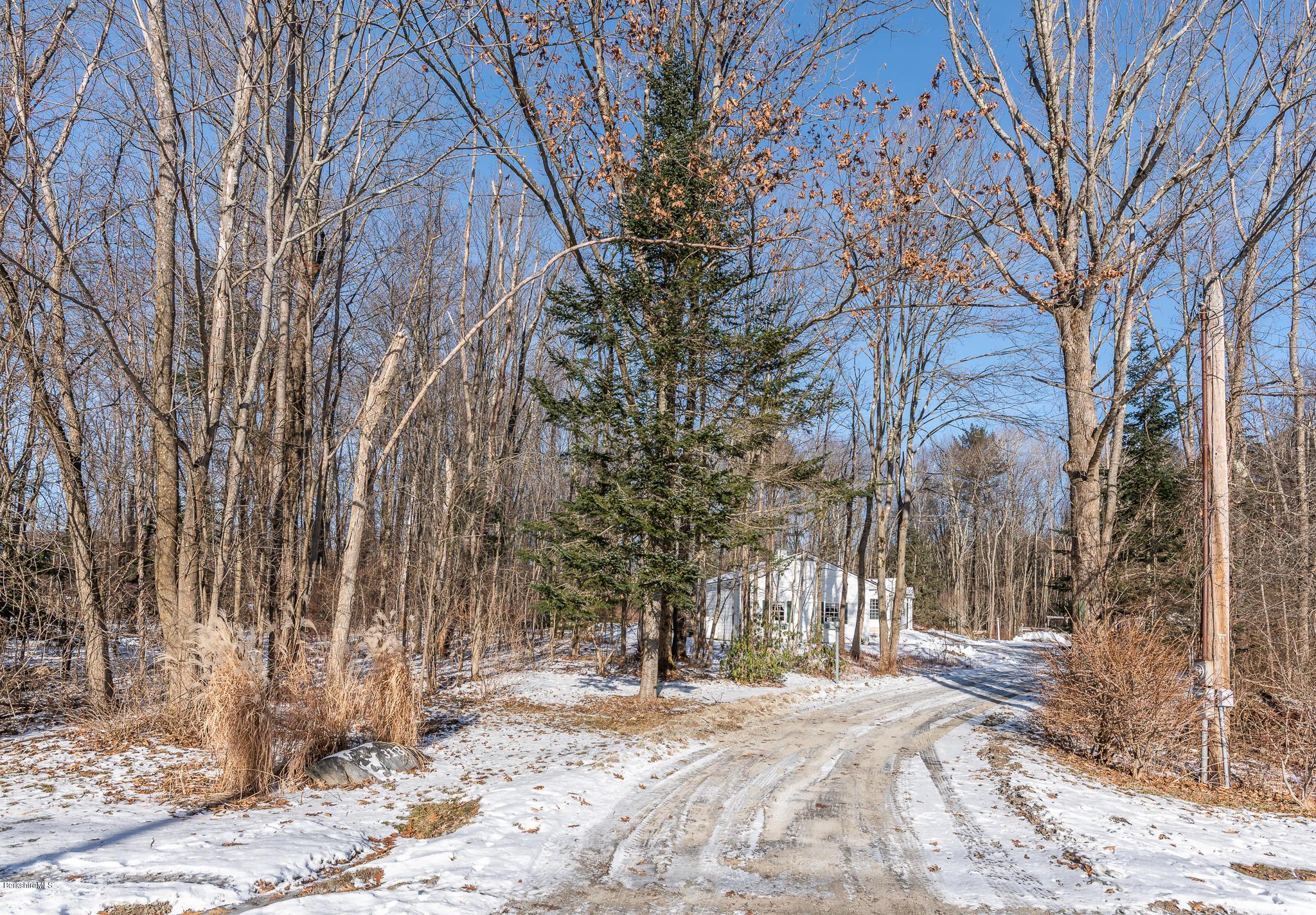 318 State Road Richmond, MA 01201 - Photo 31 of 32 Screen - 318 State Rd Richmond MA 01254-